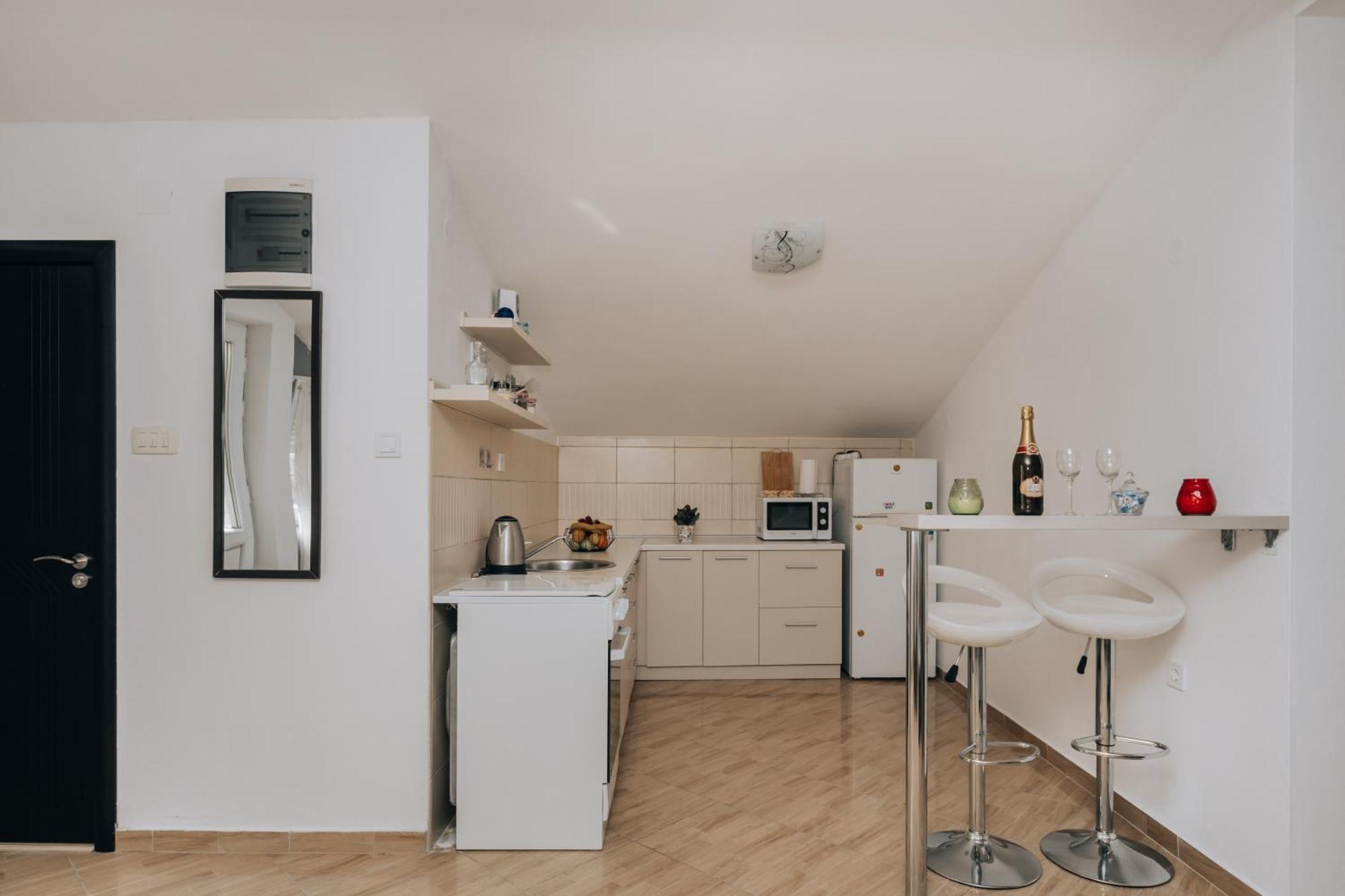 Paradise Bay Apartman Kotor